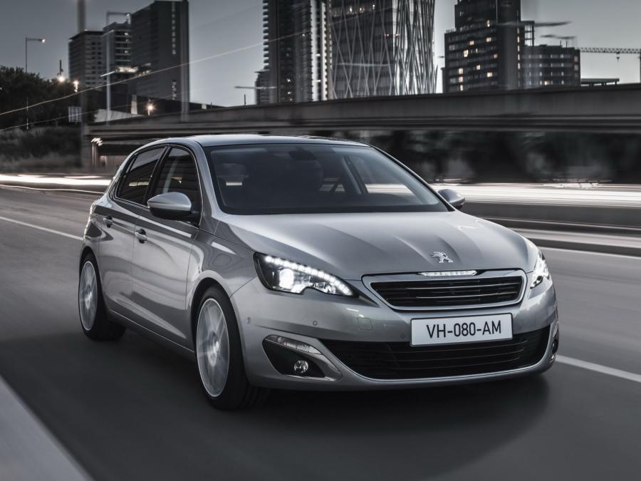  Peugeot 308 2013 года  (фото 34 из 47)